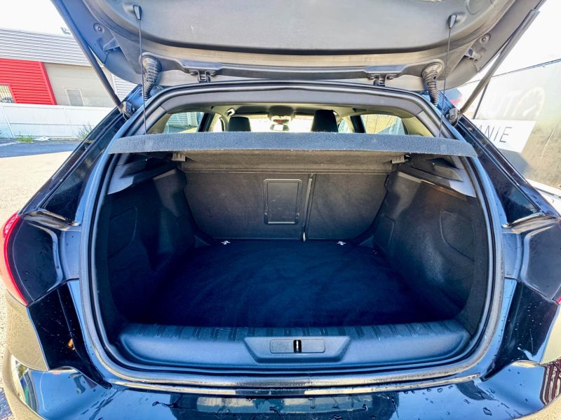 PEUGEOT 308 II 2.0 BLUEHDI 180CH GT S&S EAT6 5P 