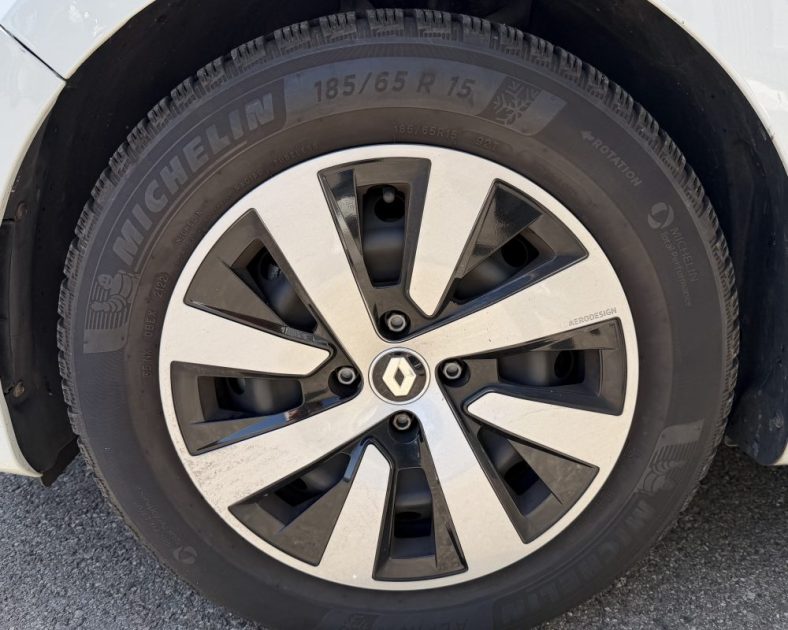 RENAULT Clio 5 SOCIÉTÉ BUSINESS TCE 90 CH 2 PLACES - CARPLAY