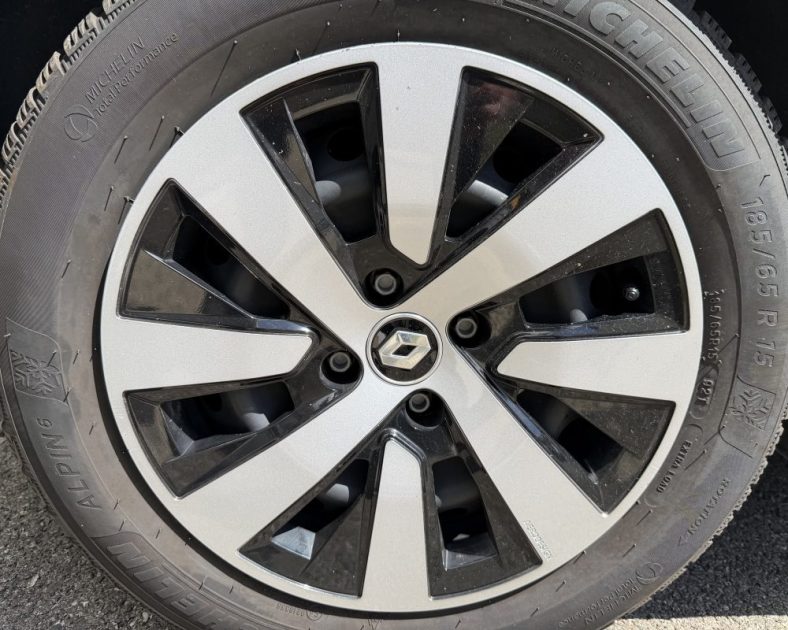 RENAULT Clio 5 SOCIÉTÉ BUSINESS TCE 90 CH 2 PLACES - CARPLAY