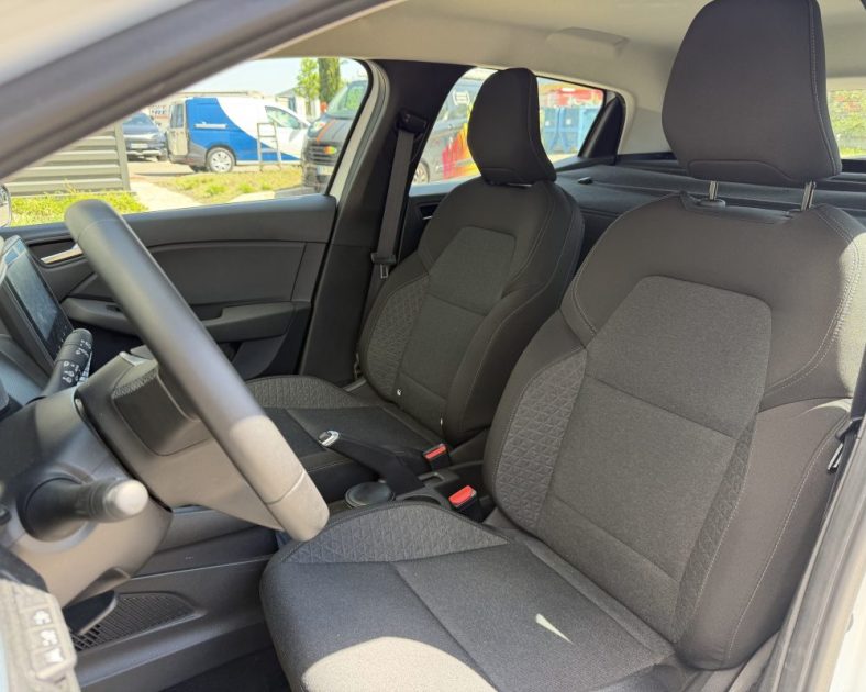 RENAULT Clio 5 SOCIÉTÉ BUSINESS TCE 90 CH 2 PLACES - CARPLAY