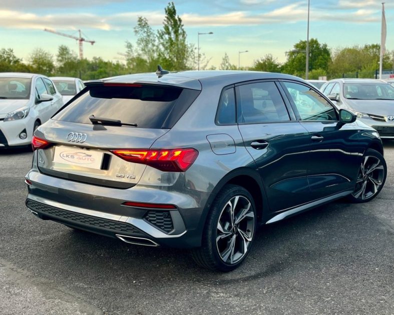 AUDI A3 30 TDI 116ch S LINE S TRONIC 7