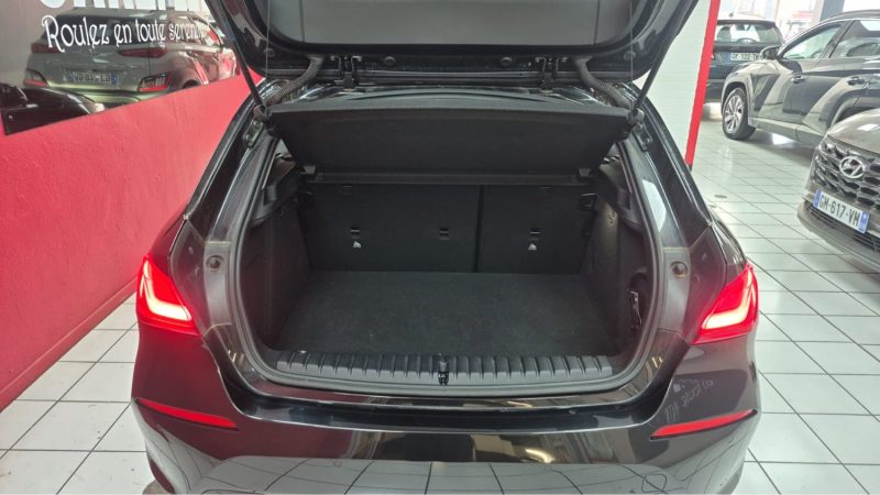 BMW SERIE 1 BERLINE 116I DESIGN BUSINESS NOIR 2023/1 ERE MAIN/EXPORT ALGERIE TUNISIE 15700 HT