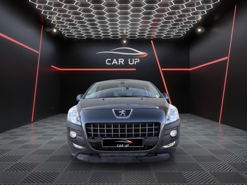 PEUGEOT 3008 1.6 HDI 115 cv 
