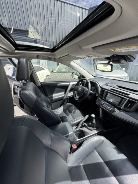 TOYOTA RAV4 150 D-4D LOUNGE AWD 2014 Garantie