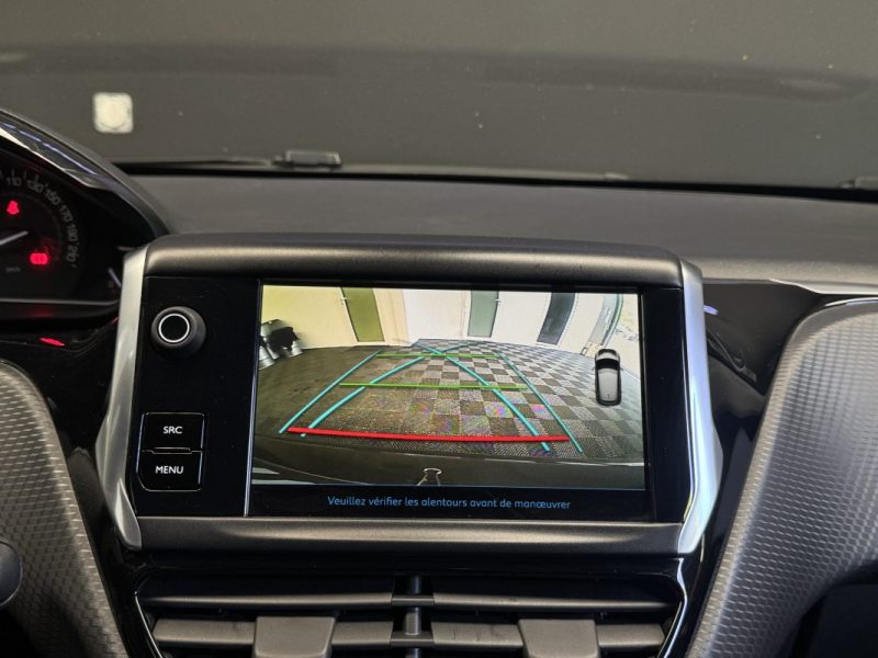 PEUGEOT 208 1.2 PURETECH 82ch STYLE 5P 2018