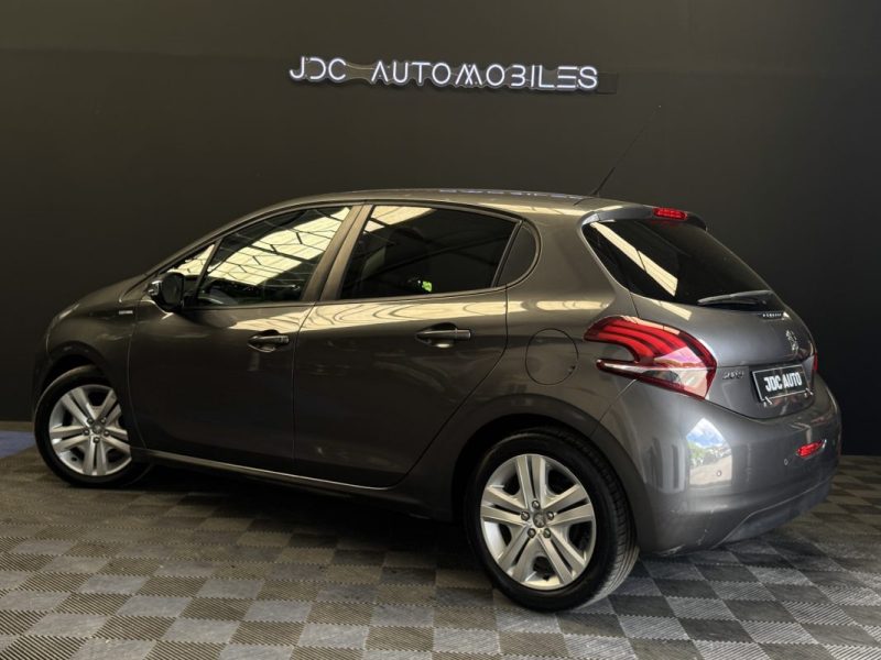 PEUGEOT 208 1.2 PURETECH 82ch STYLE 5P 2018