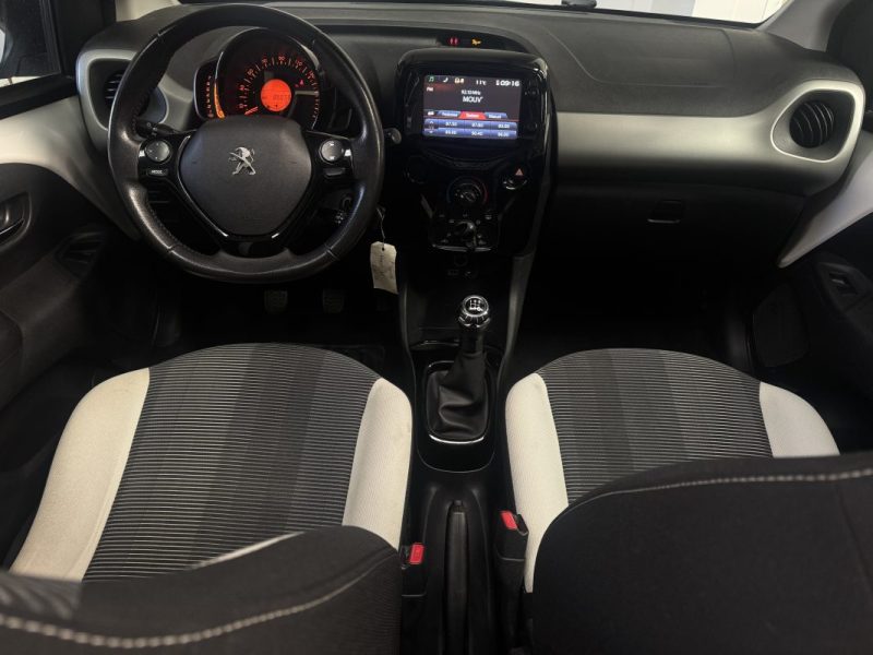 PEUGEOT 108 1.2 VTI 82ch ALLURE TOP 5P 2017