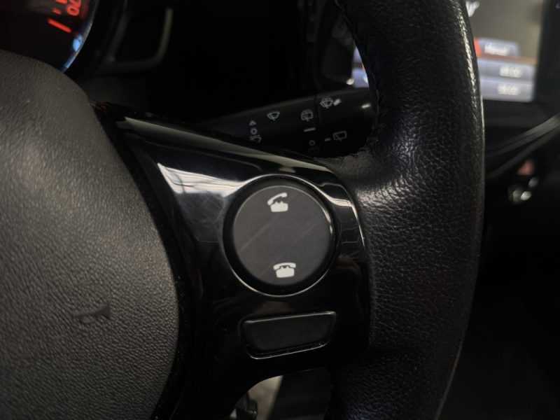 PEUGEOT 108 1.2 VTI 82ch ALLURE TOP 5P 2017