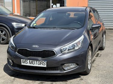 KIA CEE-D 1.6 CRDI 110 cv - GARANTIE 12 mois - Business 