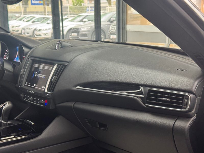 MASERATI LEVANTE 3.0 V6 275ch DIESEL GRANLUSSO GARANTIE 24 MOIS HISTORIQUE COMPLET 