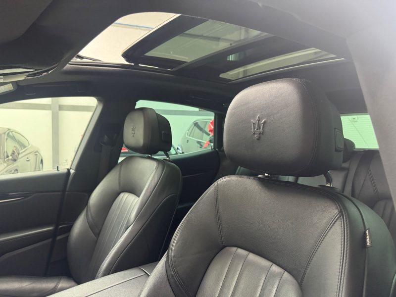MASERATI LEVANTE 3.0 V6 275ch DIESEL GRANLUSSO GARANTIE 24 MOIS HISTORIQUE COMPLET 