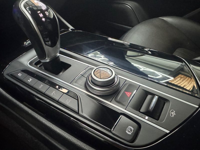 MASERATI LEVANTE 3.0 V6 275ch DIESEL GRANLUSSO GARANTIE 24 MOIS HISTORIQUE COMPLET 