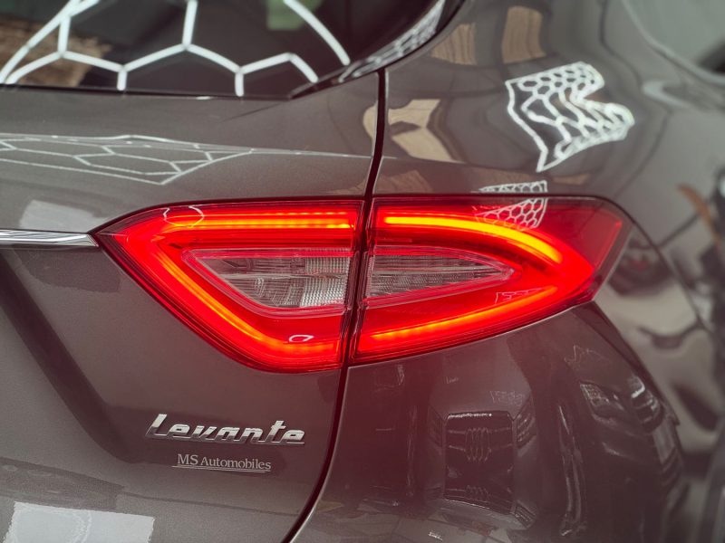 MASERATI LEVANTE 3.0 V6 275ch DIESEL GRANLUSSO GARANTIE 24 MOIS HISTORIQUE COMPLET 