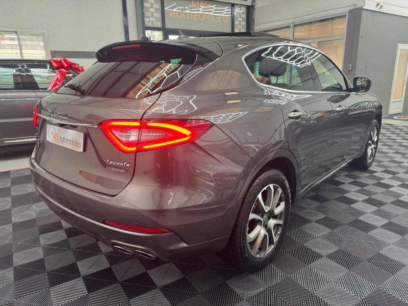 MASERATI LEVANTE 3.0 V6 275ch DIESEL GRANLUSSO GARANTIE 24 MOIS HISTORIQUE COMPLET 