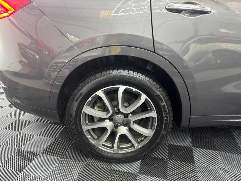 MASERATI LEVANTE 3.0 V6 275ch DIESEL GRANLUSSO GARANTIE 24 MOIS HISTORIQUE COMPLET 