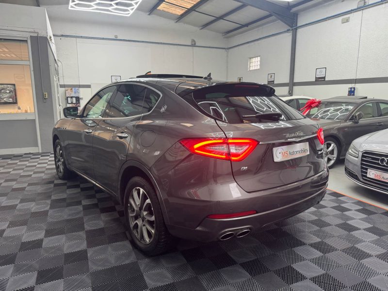 MASERATI LEVANTE 3.0 V6 275ch DIESEL GRANLUSSO GARANTIE 24 MOIS HISTORIQUE COMPLET 