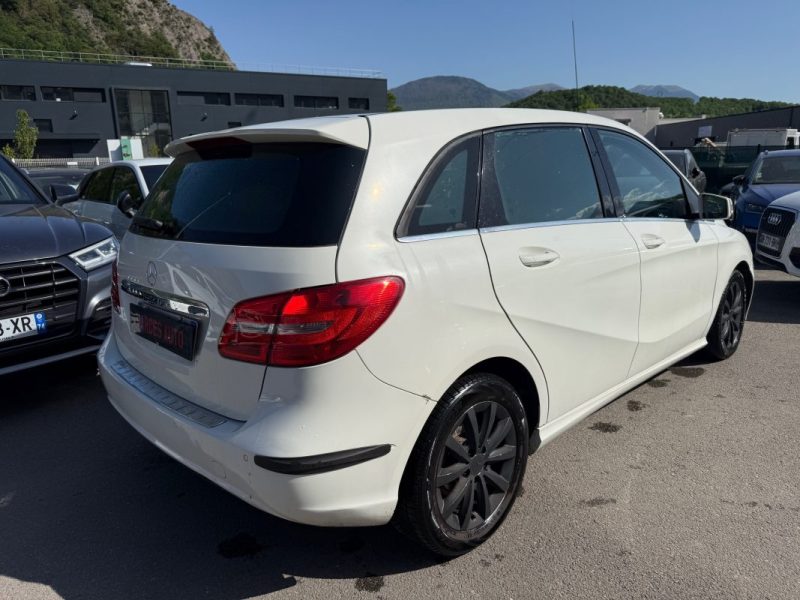 MERCEDES CLASSE B 180 CDI 109 CV DISTRIBUTION OK  