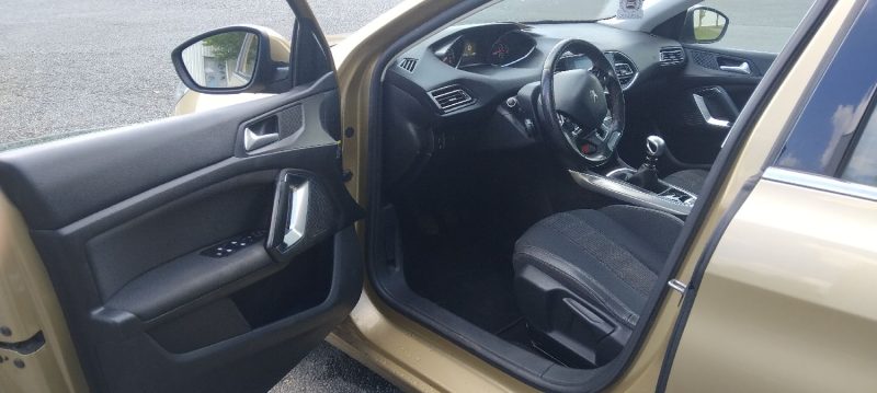 PEUGEOT 308 SW  HDI 130 CV AN 18 PROPRE BIEN EQUIPE