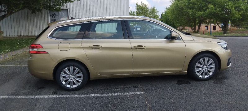 PEUGEOT 308 SW  HDI 130 CV AN 18 PROPRE BIEN EQUIPE