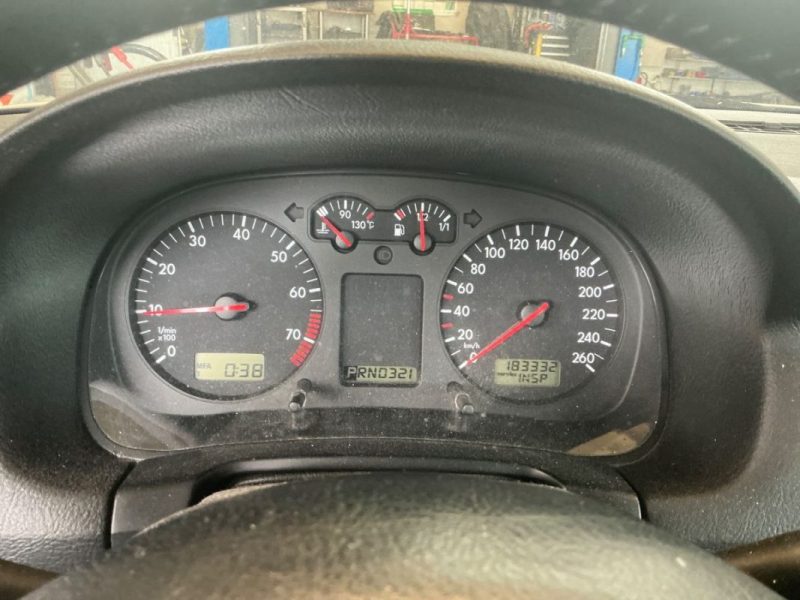 GOLF 4 1,8L 125 CV CARAT Boite Auto / Paiement 4X ou 10X Possible