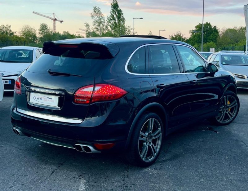 PORSCHE CAYENNE 3.0 V6 245ch / TOIT OUVRANT / BOSE