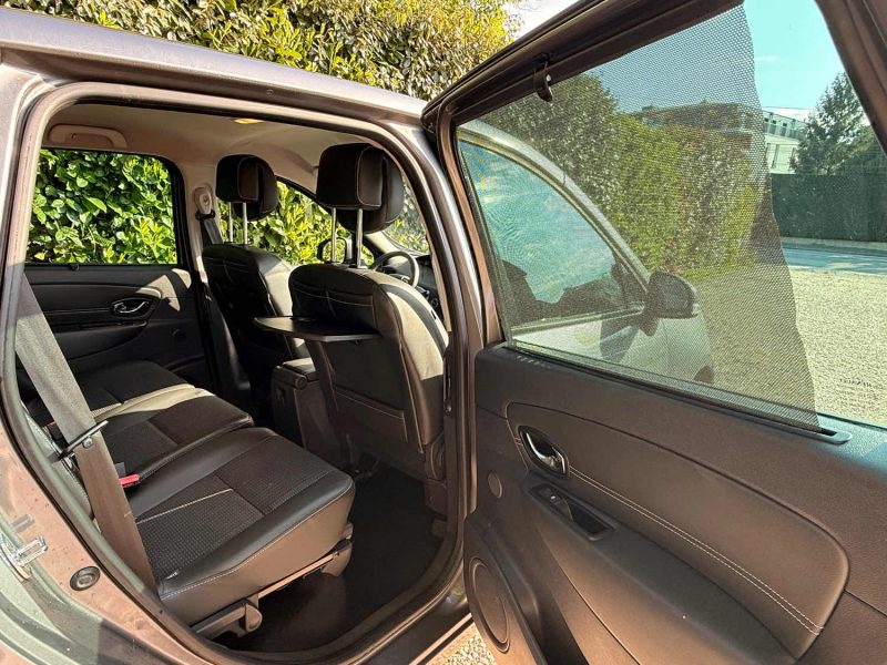 RENAULT SCENICIII GRAND 1.5 DCI 110 AUTHENTIQUE 7P 2012