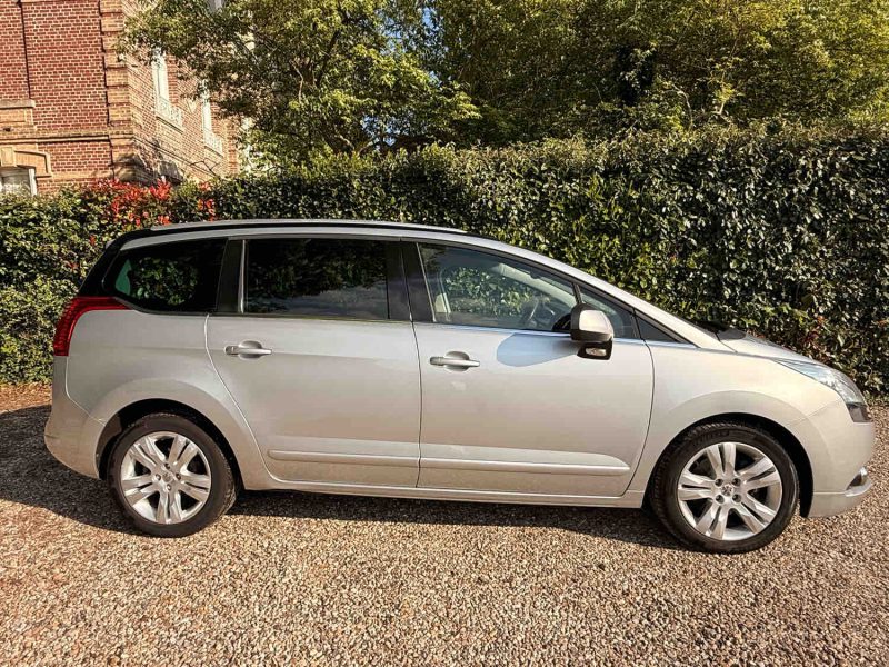 PEUGEOT 5008 2.0 HDI 150 PREMIUM PACK 2012 7 PLACES