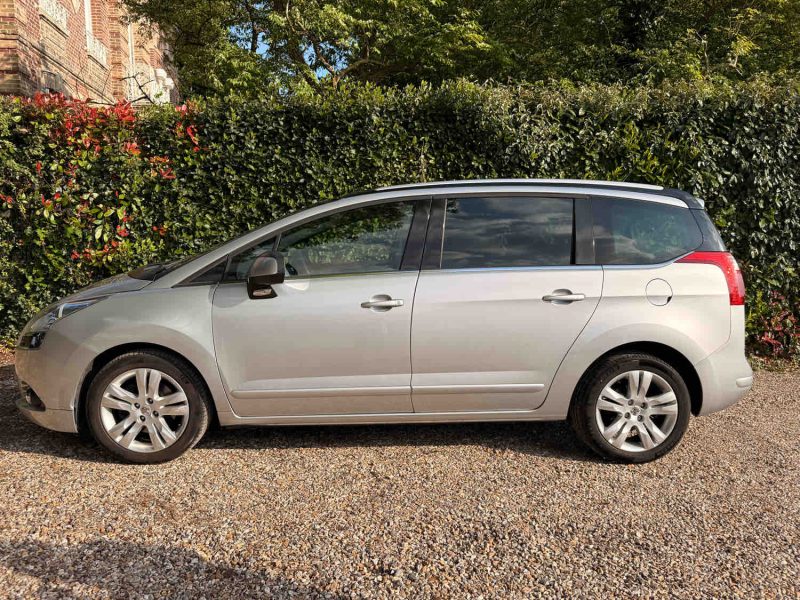PEUGEOT 5008 2.0 HDI 150 PREMIUM PACK 2012 7 PLACES
