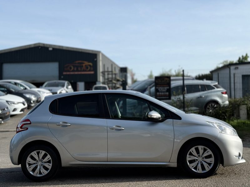 Peugeot 208 1.4 VTi 95ch Pack Allure - Gps - Clim - Révisée & Garantie 6 Mois 