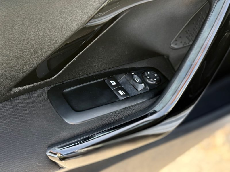Peugeot 208 1.4 VTi 95ch Allure - Car Play - Gps - Clim - Révisée & Garantie 6 Mois 
