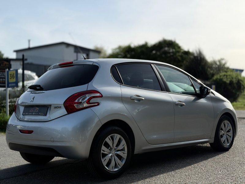 Peugeot 208 1.4 VTi 95ch Pack Allure - Gps - Clim - Révisée & Garantie 6 Mois 