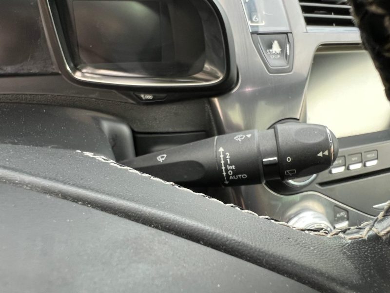 DS DS5 2.0 BlueHDi 180 ch So Chic S&S EAT6