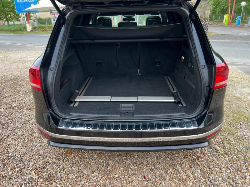 VOLKSWAGEN TOUAREG 3.0 TDI 262 ch BlueMotion R-Line Carat 4Motion Tiptronic