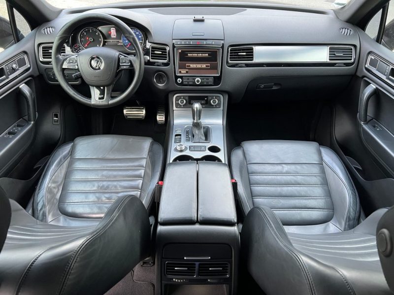 VOLKSWAGEN TOUAREG 3.0 TDI 262 ch BlueMotion R-Line Carat 4Motion Tiptronic