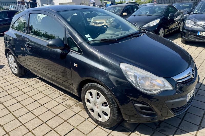 OPEL CORSA 1.2 85 CH TWINPORT  ESSENTIA 3P EDITION 2013