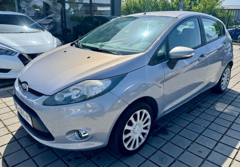 FORD FIESTA 1250 82 AMBIENTE TREND 2012
