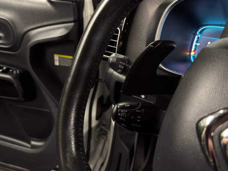 CITROEN C5 AIRCROSS SHINE 1.6 THP 180 Cv APPLE CARPLAY & ANDROID / BOITE AUTO EAT8 - GARANTIE 1 AN