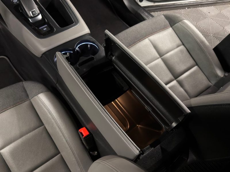 CITROEN C5 AIRCROSS SHINE 1.6 THP 180 Cv APPLE CARPLAY & ANDROID / BOITE AUTO EAT8 - GARANTIE 1 AN