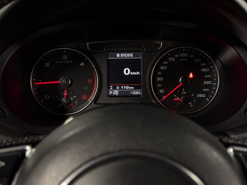 AUDI Q3 PHASE 2 S-LINE QUATTRO 2.0 TDI 150 1ERE MAIN BOITE AUTO TOIT OUVRANT ATTELAGE - Garantie 1an