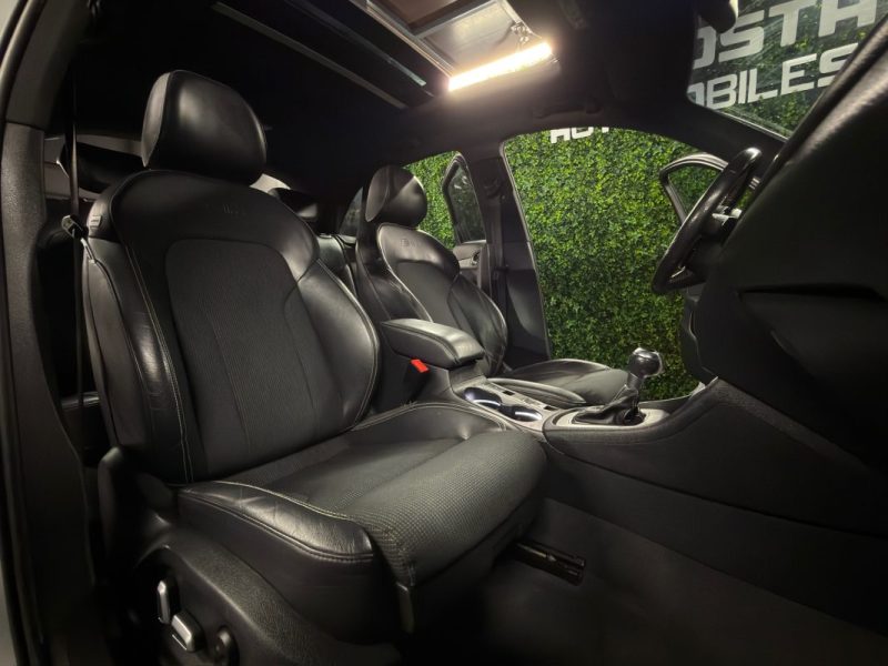 AUDI Q3 PHASE 2 S-LINE QUATTRO 2.0 TDI 150 1ERE MAIN BOITE AUTO TOIT OUVRANT ATTELAGE - Garantie 1an