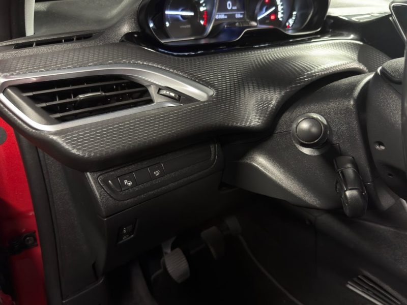 PEUGEOT 208 PHASE 2 TECH EDITION 1.2 82 Cv APPLE CARPLAY & ANDROID 5 PORTES ECRAN GPS - Garantie 1an