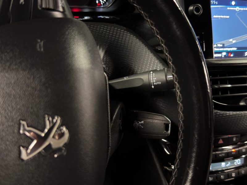 PEUGEOT 208 PHASE 2 TECH EDITION 1.2 82 Cv APPLE CARPLAY & ANDROID 5 PORTES ECRAN GPS - Garantie 1an