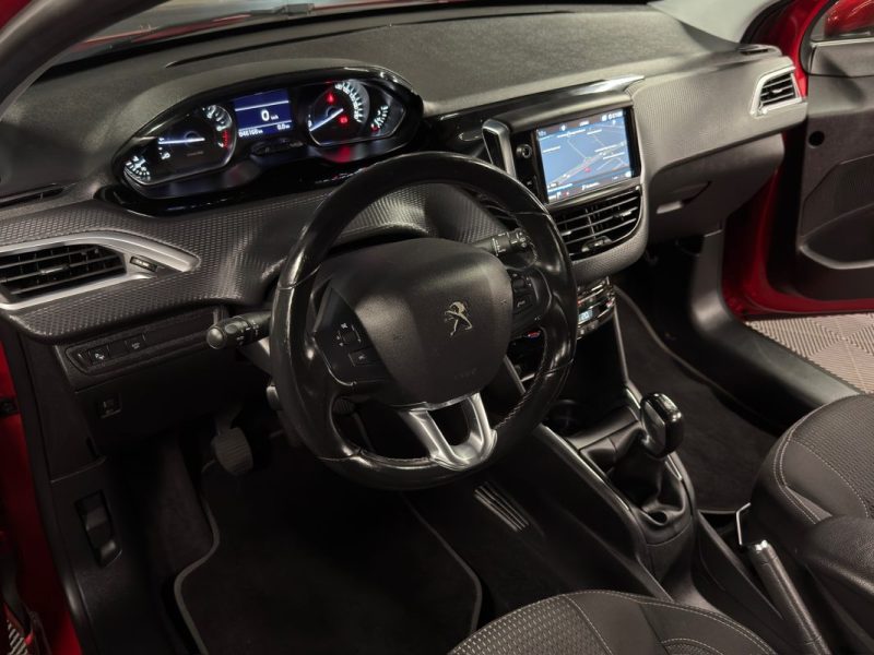 PEUGEOT 208 PHASE 2 TECH EDITION 1.2 82 Cv APPLE CARPLAY & ANDROID 5 PORTES ECRAN GPS - Garantie 1an