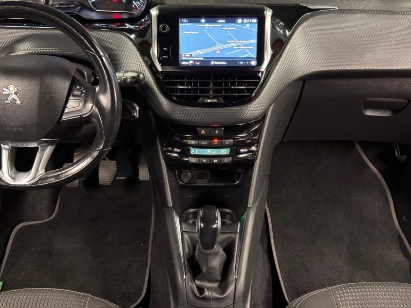 PEUGEOT 208 PHASE 2 TECH EDITION 1.2 82 Cv APPLE CARPLAY & ANDROID 5 PORTES ECRAN GPS - Garantie 1an