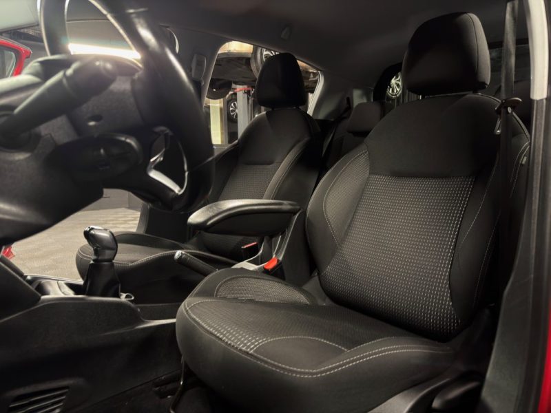 PEUGEOT 208 PHASE 2 TECH EDITION 1.2 82 Cv APPLE CARPLAY & ANDROID 5 PORTES ECRAN GPS - Garantie 1an