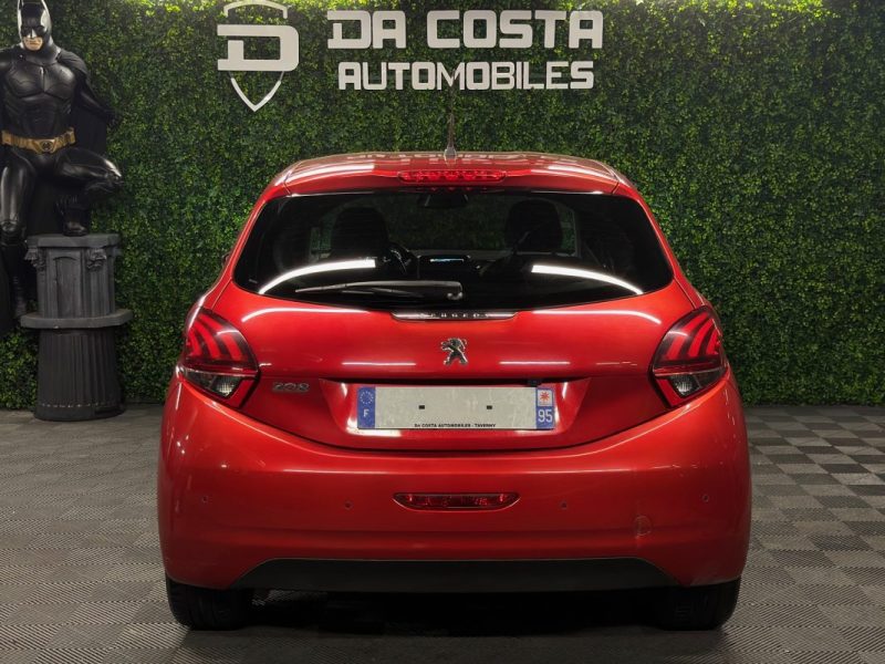 PEUGEOT 208 PHASE 2 TECH EDITION 1.2 82 Cv APPLE CARPLAY & ANDROID 5 PORTES ECRAN GPS - Garantie 1an