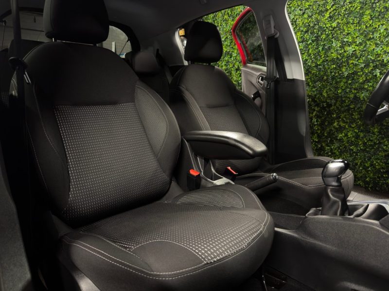 PEUGEOT 208 PHASE 2 TECH EDITION 1.2 82 Cv APPLE CARPLAY & ANDROID 5 PORTES ECRAN GPS - Garantie 1an