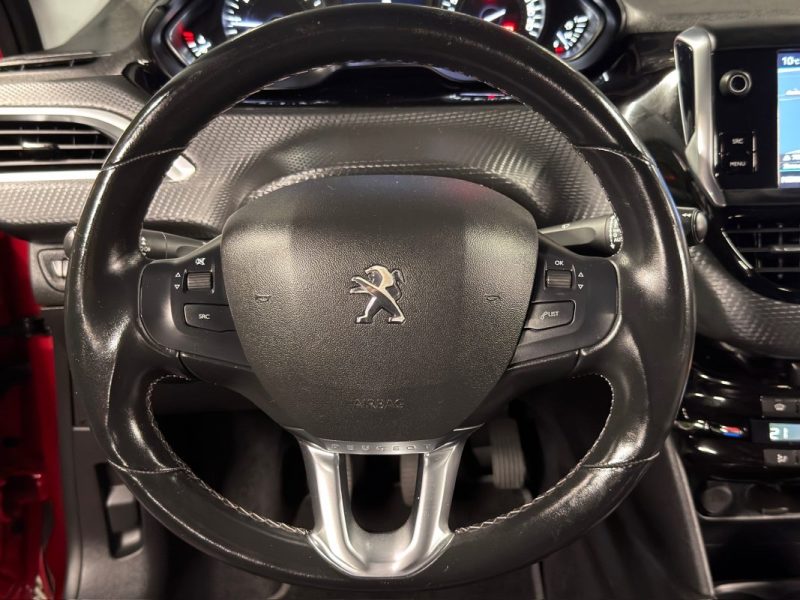PEUGEOT 208 PHASE 2 TECH EDITION 1.2 82 Cv APPLE CARPLAY & ANDROID 5 PORTES ECRAN GPS - Garantie 1an