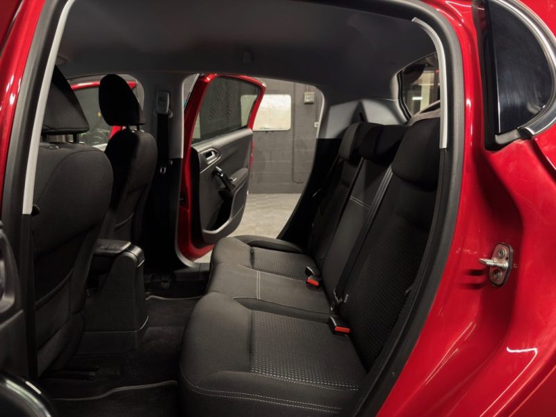 PEUGEOT 208 PHASE 2 TECH EDITION 1.2 82 Cv APPLE CARPLAY & ANDROID 5 PORTES ECRAN GPS - Garantie 1an