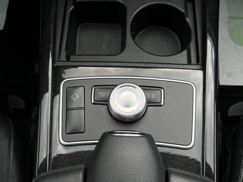 MERCEDES CLASSE E 4 IV 350 CDI 3.0 V6 231 Cv BOITE AUTO INTERIEUR CUIR TOIT OUVRANT - GARANTIE 1 AN